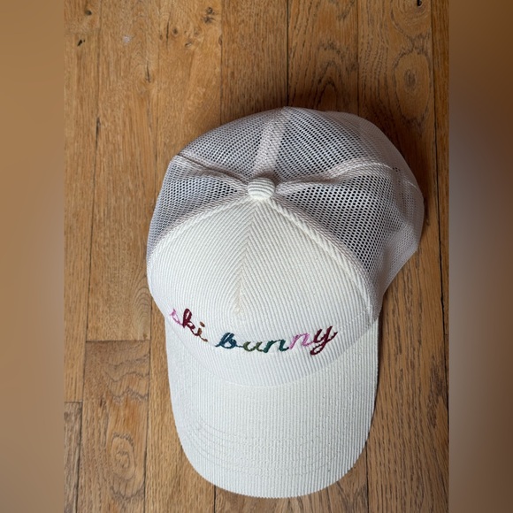 Anthropologie hat - Picture 5 of 8